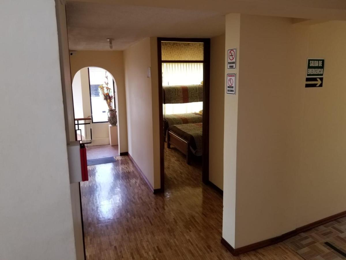 Hostal El Confort Quito Norte Luaran gambar