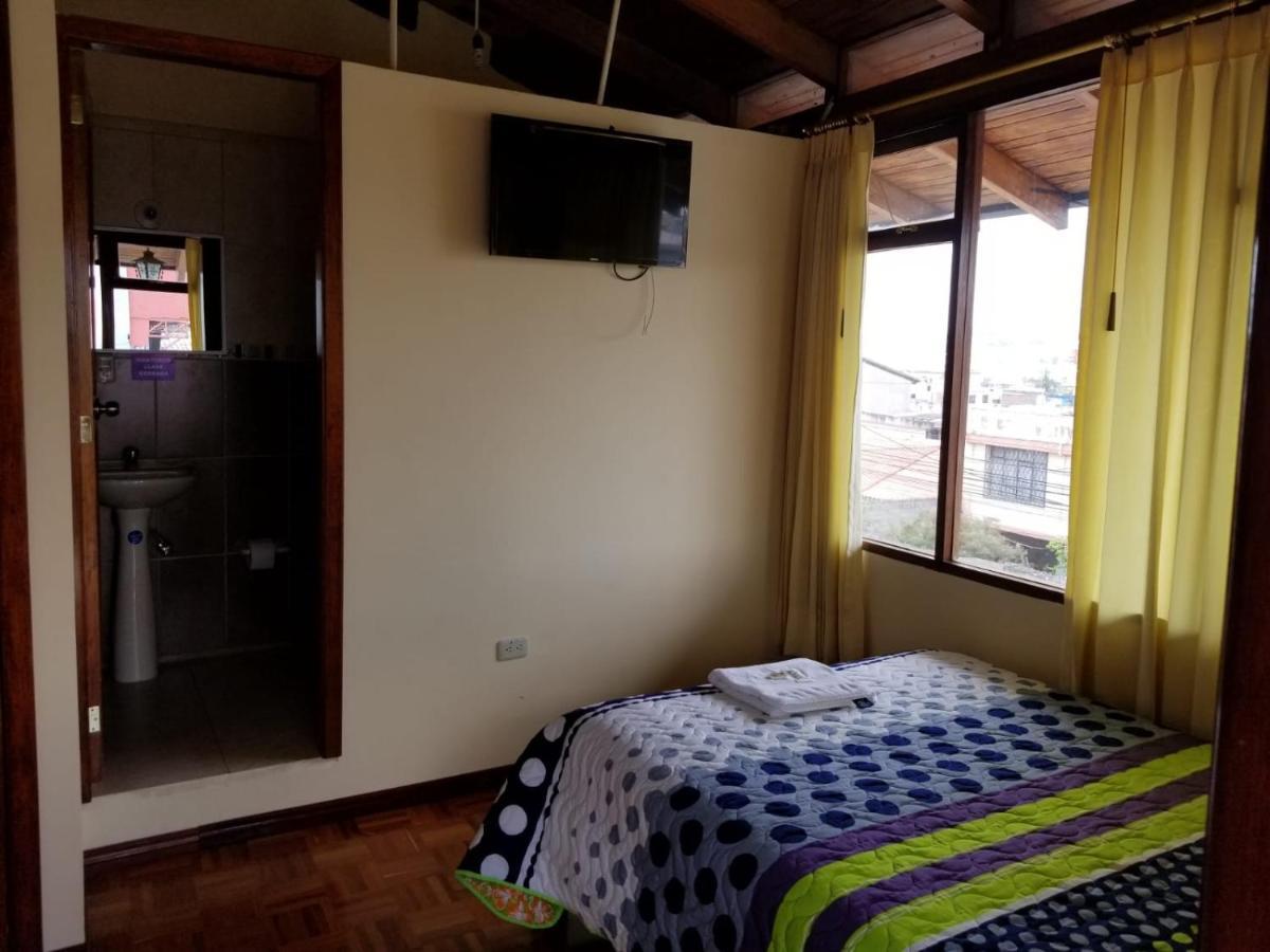 Hostal El Confort Quito Norte Luaran gambar