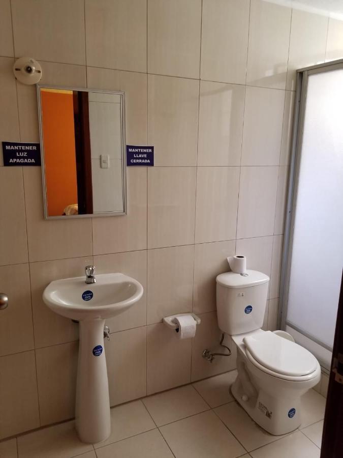 Hostal El Confort Quito Norte Luaran gambar