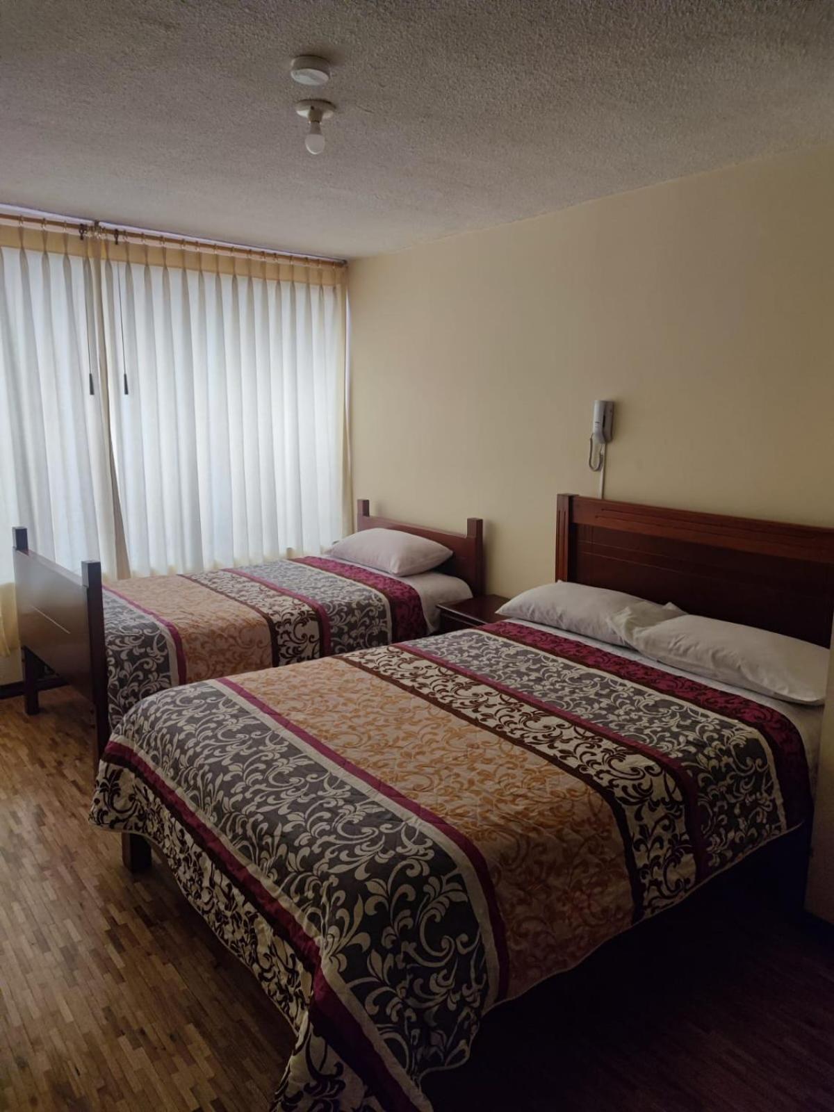 Hostal El Confort Quito Norte Luaran gambar